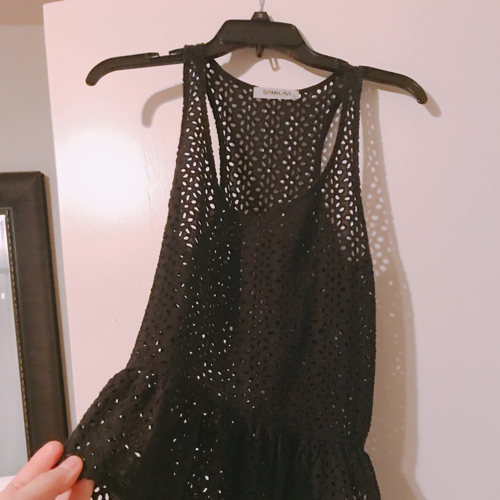 Eyelet top
